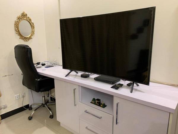 Workspace - Bahria Town Guest House phase 3