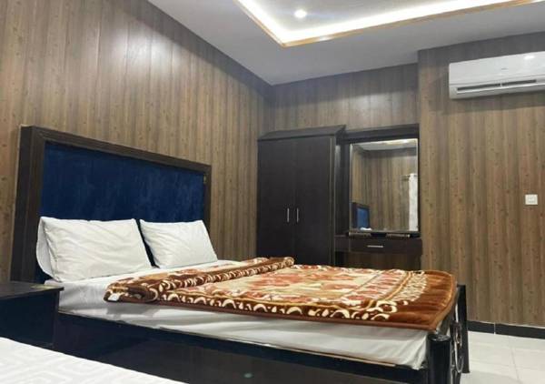 Oriole Guest House Standard Living