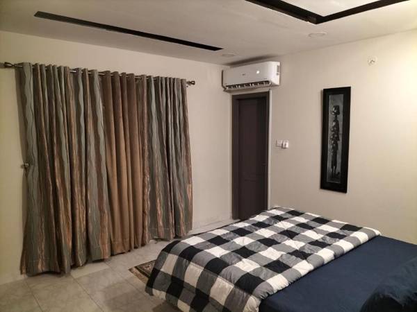 Stunning and Peaceful 1BHKFree Parking + WIFI