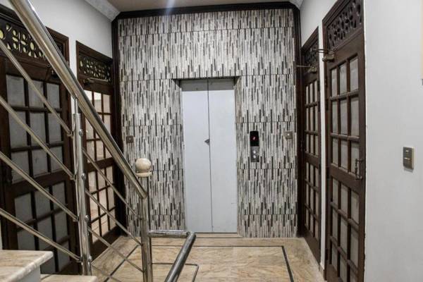 Luxury Living Rooms Near Agha Khan Millennium Nueplex