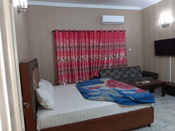 Lodge 384-Expo Center Johar Town