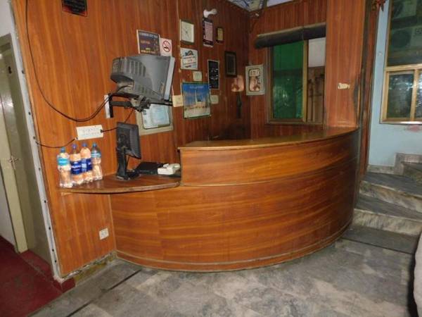 Lahore City Hotel