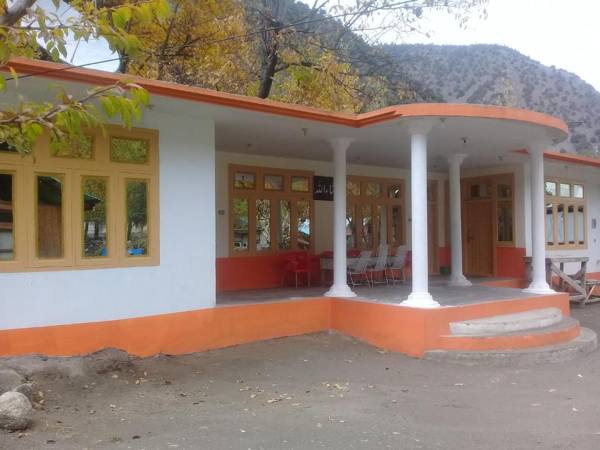 Benazir Hotel Kalash