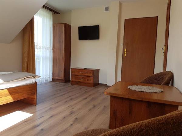 Noclegi Nad Jeziorem Myczkowieckim