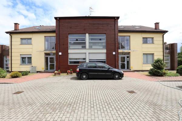 Jantar Apartamenty - Rodzinny apartament z ogrodem