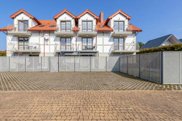 Seaside Apartments by Renters