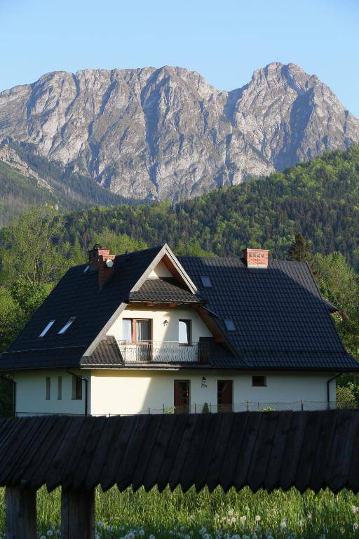 Willa w Dolinie Cichej Wody