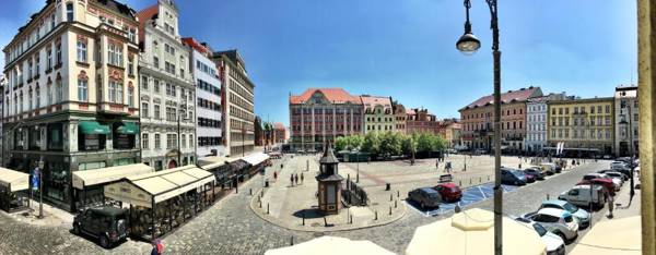 Solny Square Aparthotel