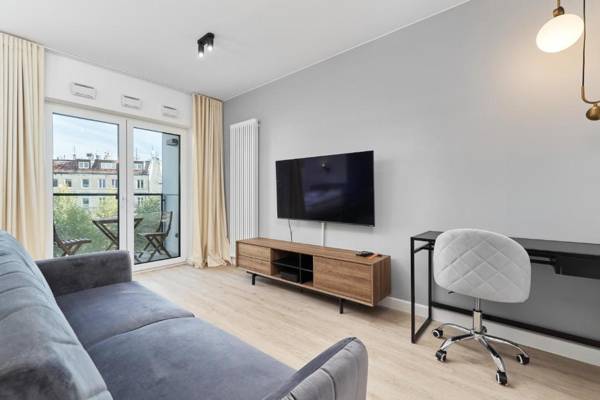 Workspace - Luxurious Apartments Księcia Witolda by Renters
