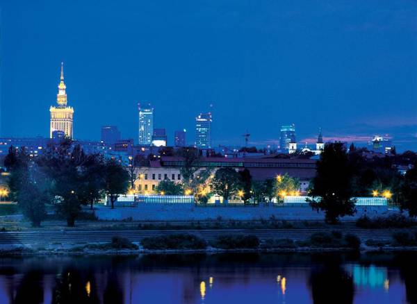 Courtyard by Marriott Warsaw Airport