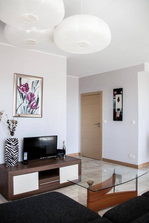 Senator Warsaw Apartments