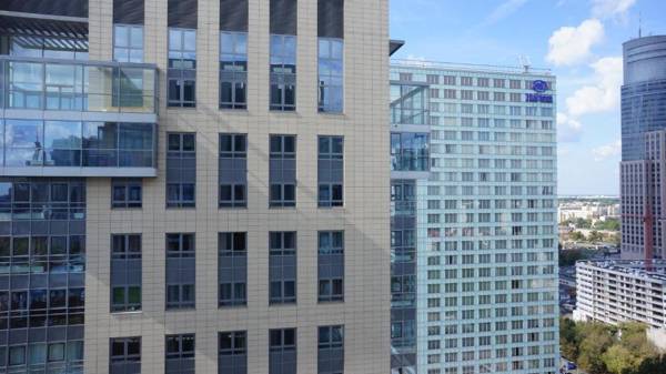 Platinum Towers Country 2 Country