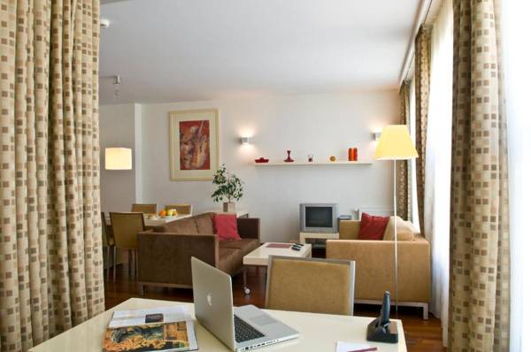 Mamaison Residence Diana