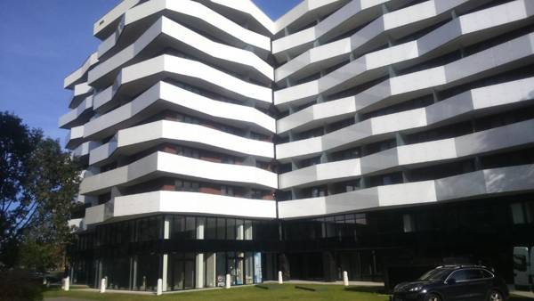 Manhattan Place Apartament