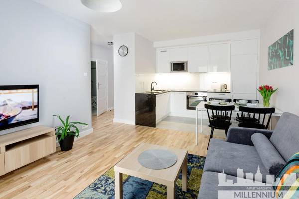 Millennium Manufaktura Blue