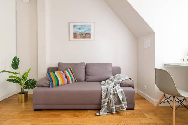 Rent like home - Niekłańska 9/11