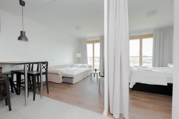 ShortStayPoland Kolejowa (B10)