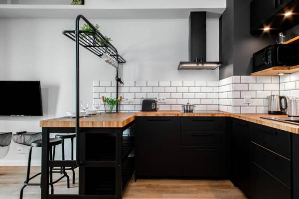 Browary Warszawskie - Krochmalna 58 by Renters