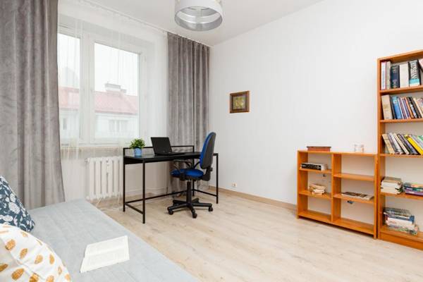 Duplex Apartment near the Airport by Renters