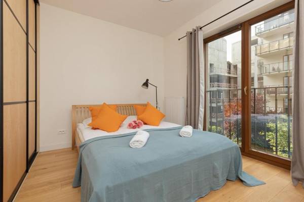 Warsaw Apartment Sierakowskiego by Renters