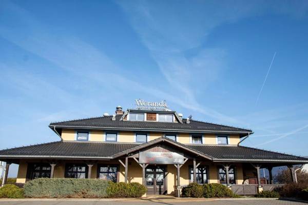 Weranda Restaurant & Rooms