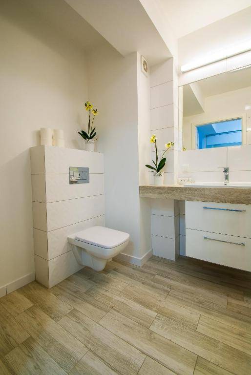 Apartamenty Bryza - Debina