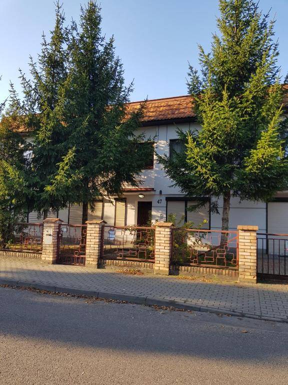 Pokoje pod świerkiem- Rehasol Clinic