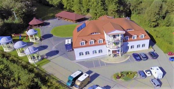 Dwór Maria Antonina