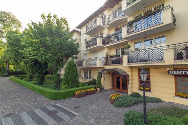 Grand Apartments - Patio Mare Apartments