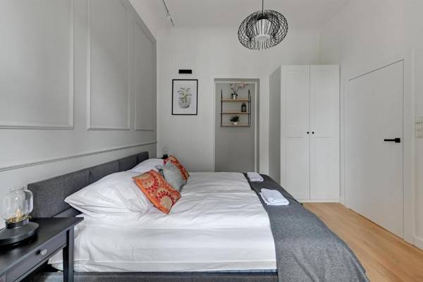 Grand Apartments - Two bedroom 6 person city center apartment