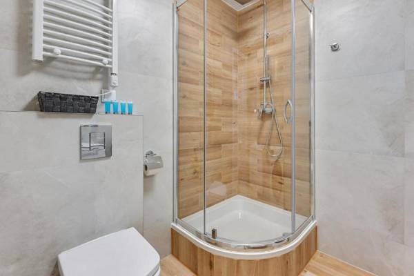 Blue Mandarin Apartments II