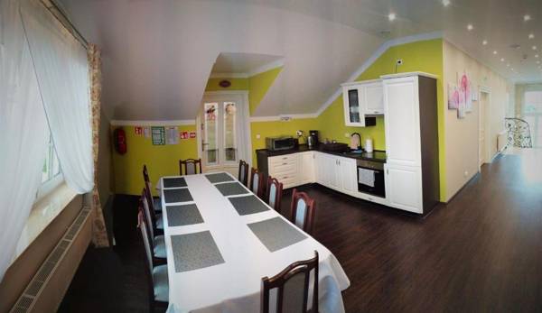 Willa Różana - Apartamenty i Pokoje Gościnne