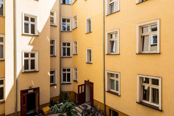 Apartments Poznań Strzałowa by Renters