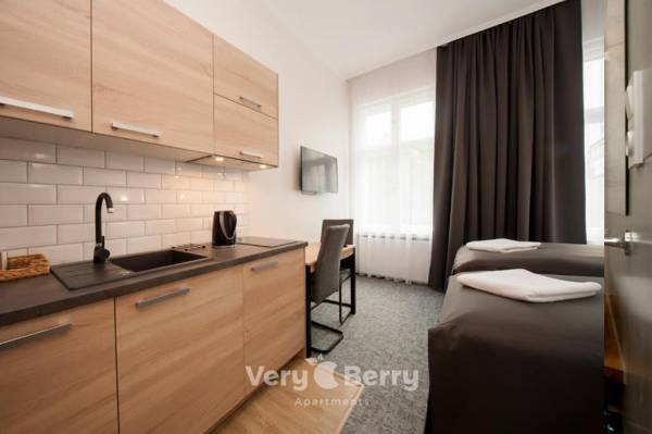 Very Berry - Glogowska 39-5 - Apartamenty Targowe self check in 24h