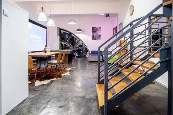 Dream Aparts - Lofty Scheiblera