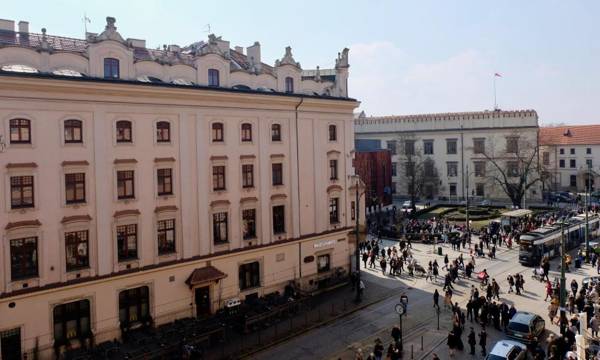 Dominican Square by Hashtag Apartments