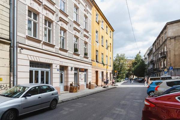 Deluxe Apartments Krakow Brzozowa by Renters
