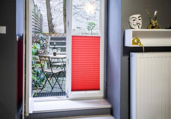 Yourplace Romantic Apartment with private patio