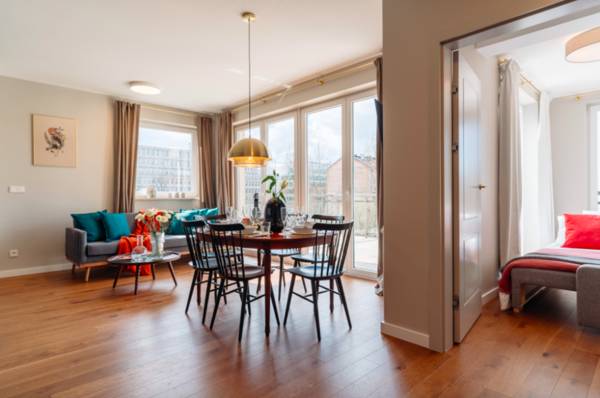 Garden-View Apartment in the Cracow City Center