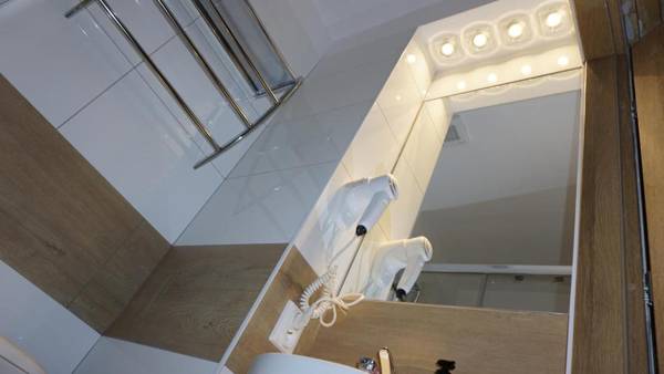 AMBER APARTAMENt #10