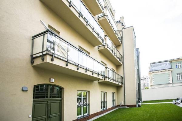 Friendhouse Apartments - Train Station Area