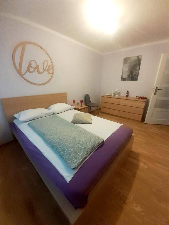 Apartament Discreet salon i 2 sypialnie