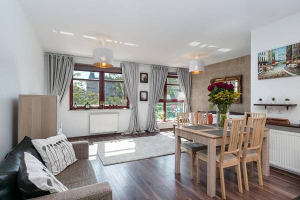 Elite Apartments by the River Bikes&Xbox&Playstation&Rollerblades