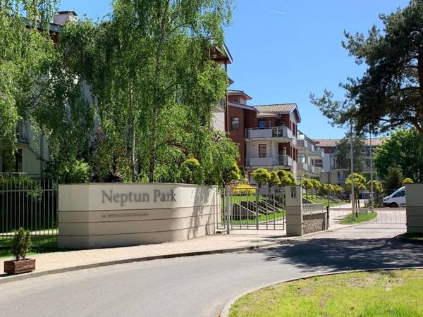 Broadway - Neptun Park by OneApartments