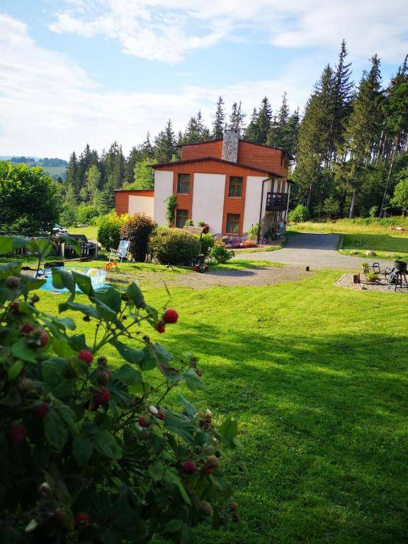 DomTurystyki Rodzinnej " Żabi Dołek "