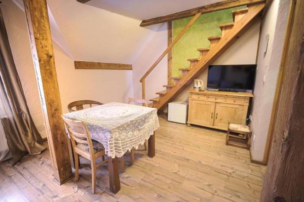 Pod Złotym Kasztanem