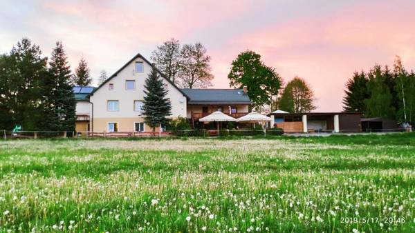 Smażalnia pstrąga-agroturystyka pod złotą rybką