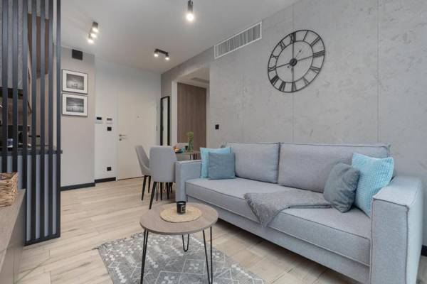 Shellter Apartment Rogowo by Renters