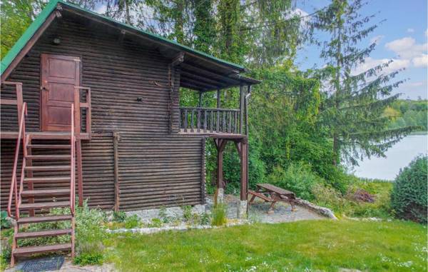 Amazing home in Stara Dobrzyca with WiFi and 2 Bedrooms