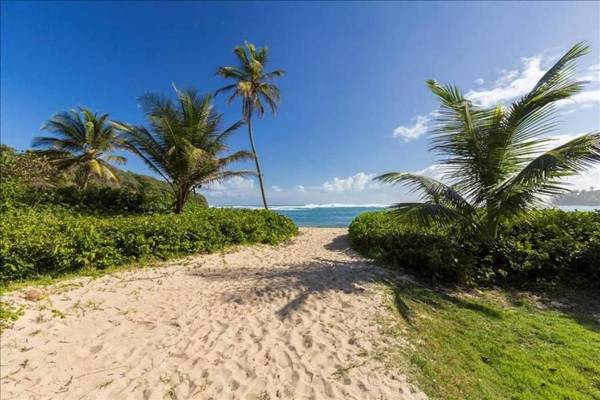 Villa Iris 2 story ocean view villa w/ pool access